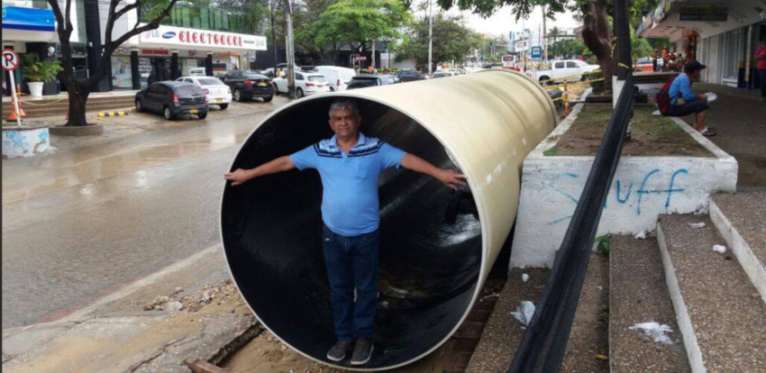 Tubo de canalización de alcantarillado pluvial Tubo de canalización de alcantarillado pluvial